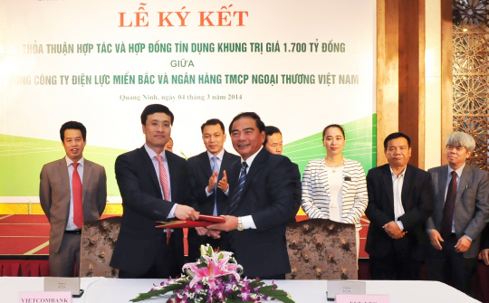 EVN NPC và Vietcombank ký kết hợp đồng tín dụng trị giá 1.700 tỷ đồng