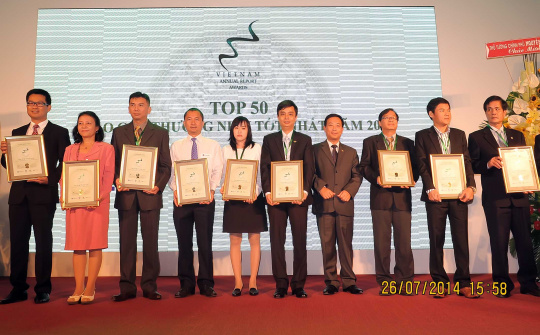 PLC được vinh danh Top 50 doanh nghiệp có Báo cáo thường niên tốt nhất năm 2014