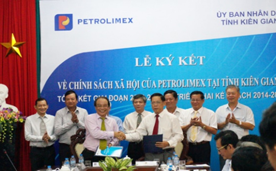 Lễ ký kết về chính sách an sinh xã hội của Petrolimex tại Kiên Giang