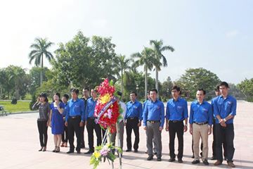 Đoàn Thanh niên Bộ Công Thương tổ chức chương trình "Về nguồn" năm 2014