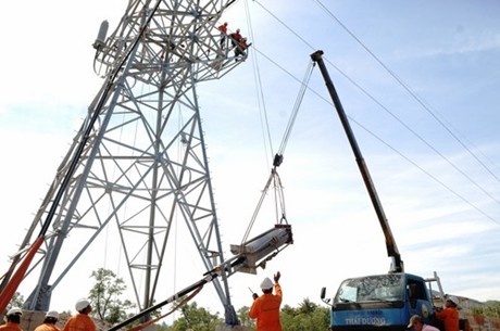 17.000 hộ đồng bào dân tộc Sơn La được cấp điện lưới quốc gia