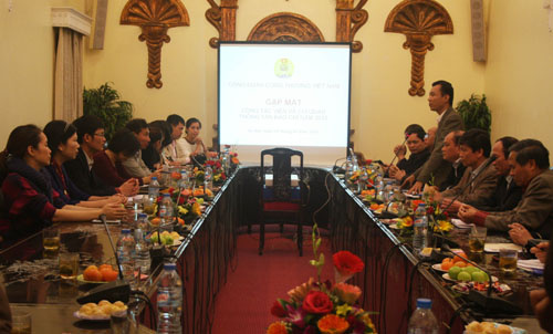  Công đoàn Công Thương Việt Nam gặp mặt cơ quan thông tấn, báo chí, cộng tác viên nhân dịp năm mới 2015