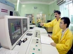 Trả lương, cấp sinh hoạt phí cho người học lĩnh vực năng lượng nguyên tử