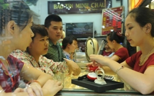 Thiếu lực đỡ, giá vàng SJC tiếp tục giảm thêm 20.000 đồng