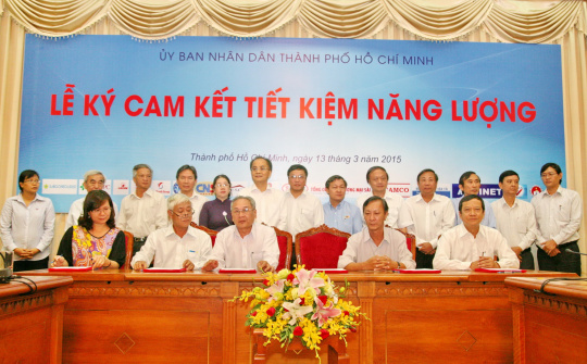 TP. Hồ Chí Minh: Địa phương đầu tiên giao chỉ tiêu tiết kiệm năng lượng cho các đơn vị 