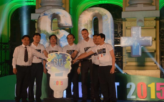 EH 2015: “Tiết kiệm năng lượng, ứng phó biến đổi khí hậu” 