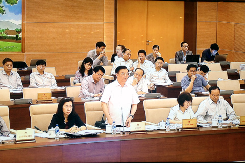 Quản lý phí, lệ phí nhằm thu hút nguồn lực phát triển dịch vụ công