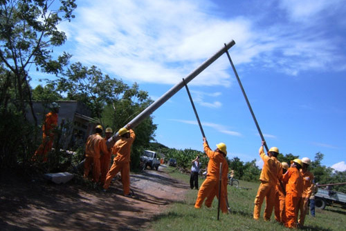 Tổng công ty Điện lực miền Nam đảm bảo an toàn hệ thống trạm, lưới điện