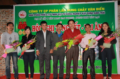 Phân lân Văn Điển giúp cho đất Hòa Bình hồi sinh