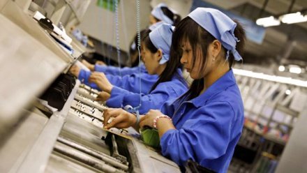 Chỉ số PMI ngành sản xuất Việt Nam tháng 8/2016 tiếp tục tăng