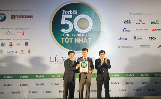 VPVFCCo nhận giải “Top 50 công ty niêm yết tốt nhất Việt Nam”