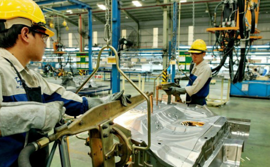 Năng suất thấp, doanh nghiệp mất lợi thế sân nhà