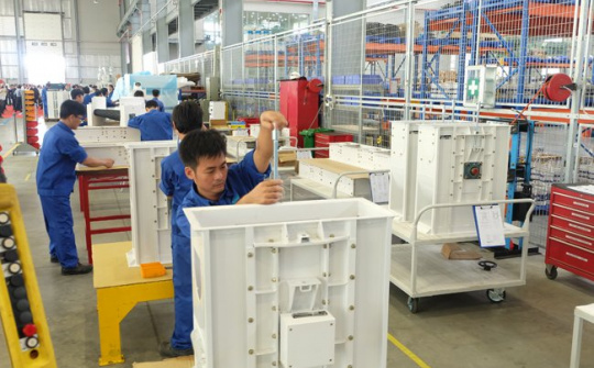 Long An pledged to create favorable investment environment for investors