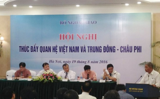 Conference on strengthening economic ties between Vietnam and Middle East, Africa