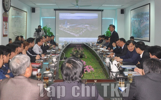 Thứ trưởng Đỗ  Thắng  Hải  làm việc tại Công ty CP Than Hà Lầm