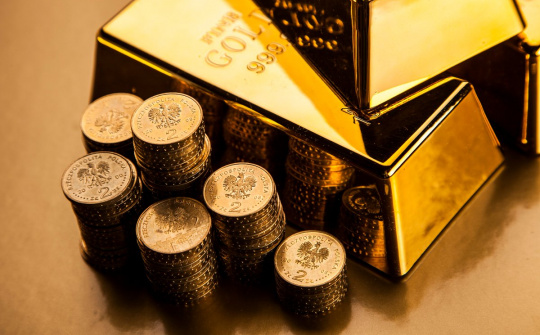 Giá vàng châu Á giảm hơn 1% sau kết quả bầu cử Tổng thống Pháp vòng 1