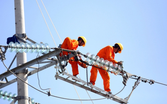 EVN reports 7.3 percent rise in 7-month electricity output