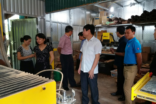Vĩnh Phúc: Nghiệm thu đề án hỗ trợ máy móc thiết bị sản xuất mộc 