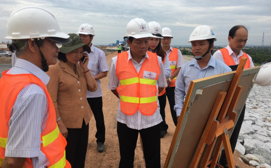 Bộ Công Thương tham gia Đoàn giám sát của Ủy ban Khoa học - Công nghệ - Môi trường Quốc hội tại Nhà máy Nhiệt điện Vĩnh Tân 2