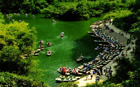 Ninh Binh province looks to nearly double tourism revenue 