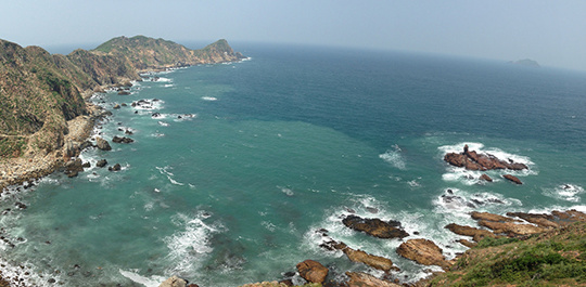 FLC Group to augment investment in Binh Dinh province 