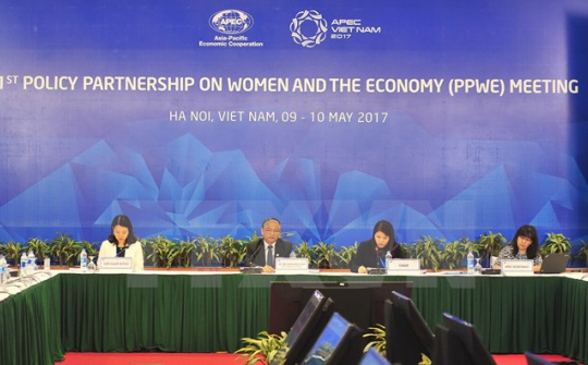 APEC meeting discusses women’s role in economy 
