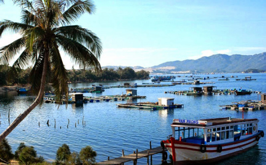 Khanh Hoa designates Van Phong bay as key economic zone