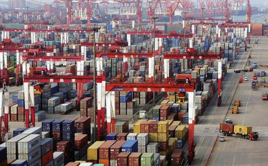 Vietnam’s trade surplus comes to 2.68 billion USD in 2016 