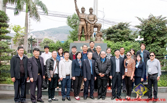 Than Thống Nhất giao lưu với Hội truyền thông địa phương Thái Lan