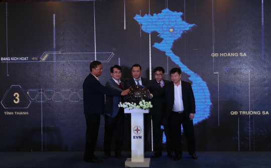 EVN: Cung cấp 100% dịch vụ điện trực tuyến