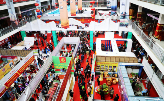 Vietnam - China trade fair opens in Lang Son