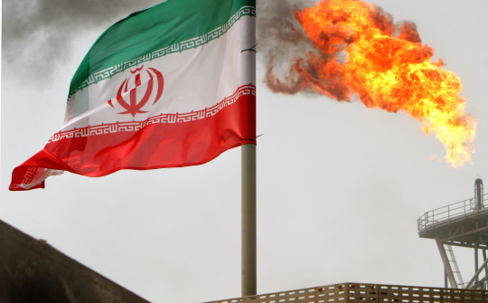 Iran: Lượng dầu xuất tháng 11 sang các thị trường lớn ở châu Á giảm mạnh