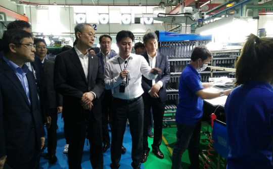 Bộ trưởng Hàn Quốc  thúc giục doanh nghiệp Việt Nam tìm hướng giảm nhập siêu