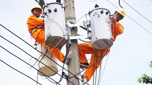 Gần 99% yêu cầu của khách hàng sử dụng điện miền Nam được giải quyết đúng hẹn