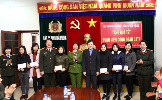 Yên tâm làm “người” của Thép Việt Úc
