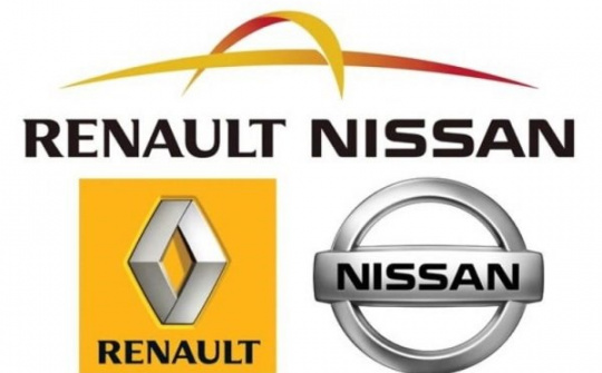 Nissan và Renault đàm phán việc sáp nhập thành một hãng xe mới