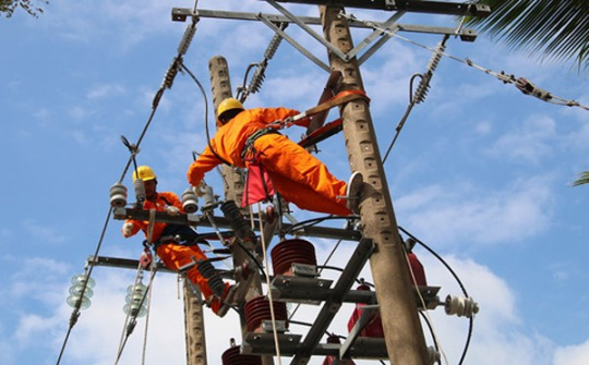 Điện lực miền Nam đảm bảo cấp điện cho các kỳ thi tốt nghiệp và tuyển sinh