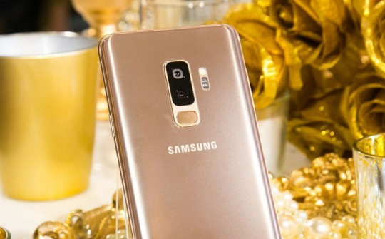 Samsung giới thiệu Galaxy S9+ phiên bản hoàng kim tại Việt Nam, giá 24,49 triệu đồng