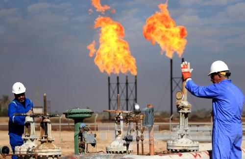 Lệnh trừng phạt của Mỹ đối với Iran khiến nguồn cung thắt chặt trên toàn cầu