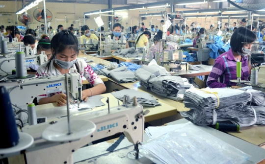 Kinh tế 8 tháng tăng trưởng tích cực