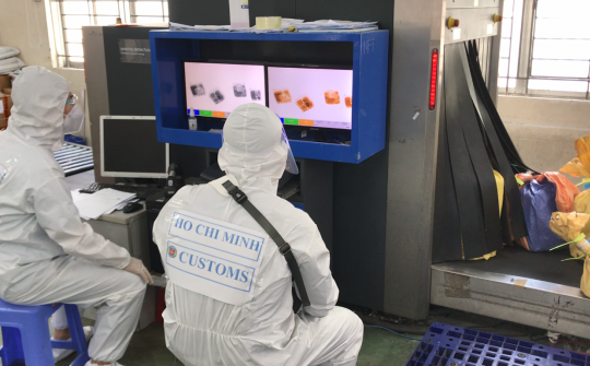 Bắt giữ hơn 30kg ma túy tổng hợp MDMA và Ketamin qua đường chuyển phát nhanh