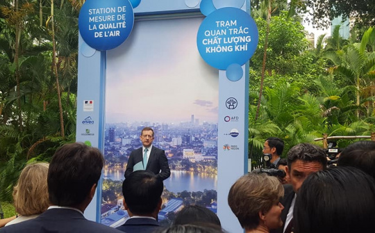 Hà Nội phấn đấu lắp đặt thêm 95 trạm quan trắc không khí tầm thấp, tầm cao trong 2019 - 2020