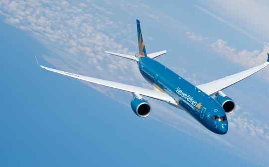 Vietnam Airlines vận chuyển miễn phí 2.500 cuốn sách đến với các em nhỏ trong khu cách ly