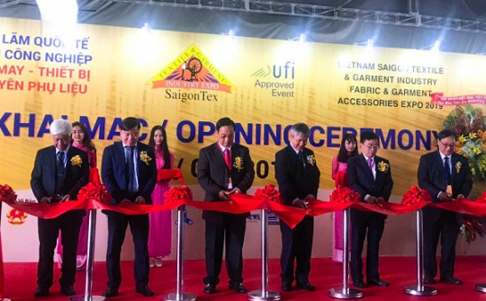 Hiệp hội Dệt May Việt Nam thông báo lùi thời gian tổ chức các hội chợ trong năm