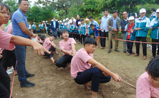 Giáo dục Giao Thủy: Vững vàng thành tích tập thể lao động xuất sắc