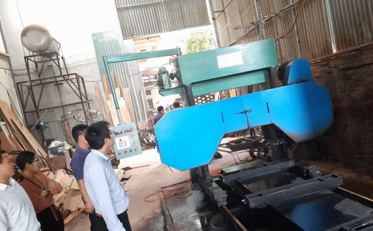 Vĩnh phúc: Hỗ trợ kinh phí đầu tư máy móc thiết bị tiên tiến trong sản xuất Mộc