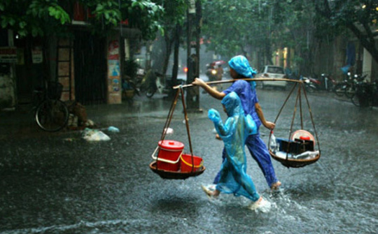 Hôm nay Hà Nội hạ nhiệt, có mưa to và dông