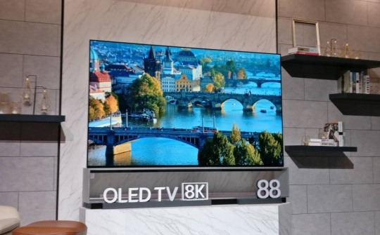 LG ra mắt tivi OLED 8K 88 inch lớn nhất thế giới tại CES 2019