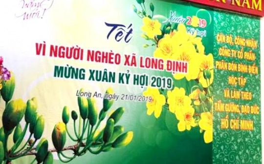 Phân bón Bình Điền tặng quà Tết 98 hộ nghèo huyện Cần Đước