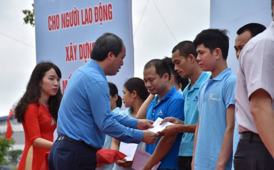 Ngành Dệt May phát động Tháng Công nhân